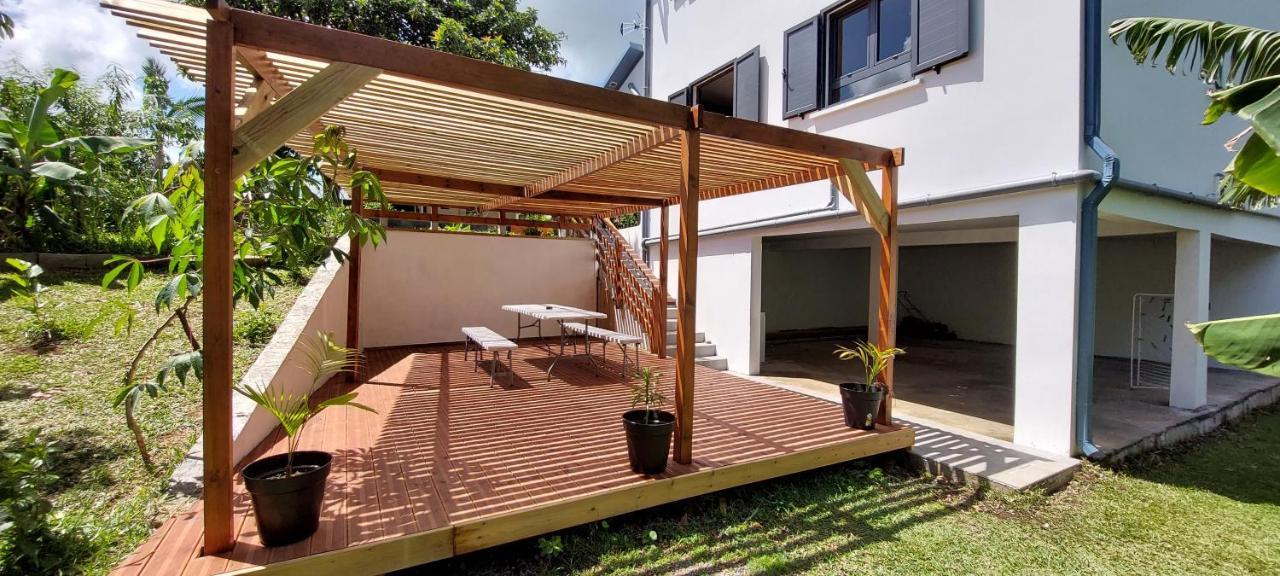 La Villa Tortue, Meuble De Tourisme 4 Etoiles Le Tampon Luaran gambar